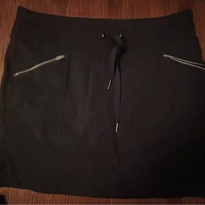 Athleta Black Women's Skirt with Zipper Pockets